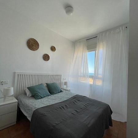 Apartamento Y Piso Frente Al Mar Con Vistas En 加鲁查 外观 照片