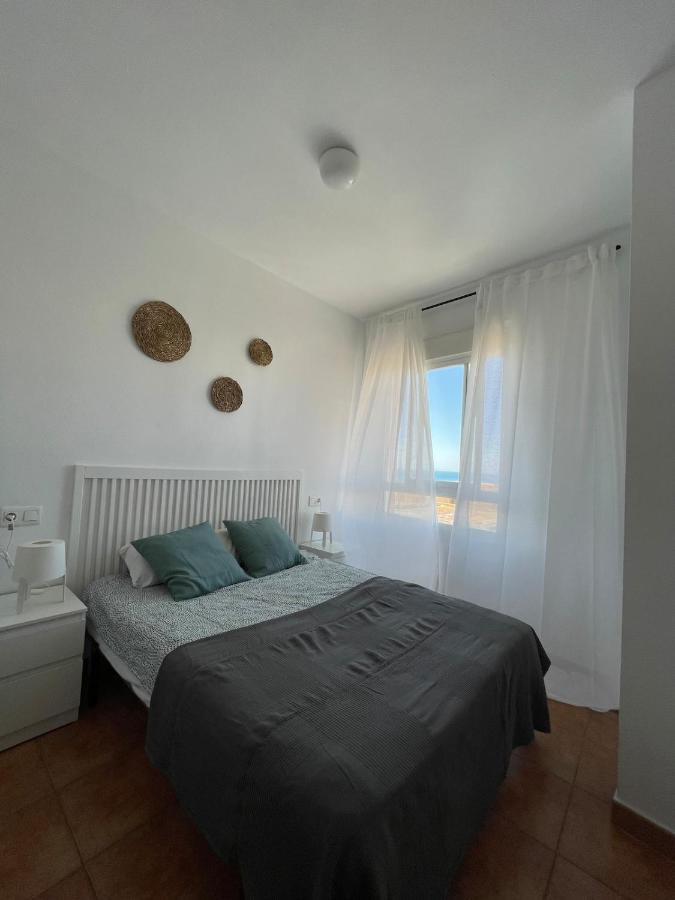 Apartamento Y Piso Frente Al Mar Con Vistas En 加鲁查 外观 照片